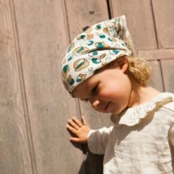 APACHES FOULARD MANIKA 50X50CM "GRAOU" JUNGLE -Bébé Produits Vente apaches foulard manika 50x50cm graou jungle 1