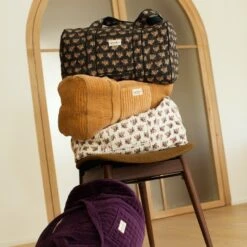 APACHES SAC « BUDDHA » ANANAS NEIGE -Bébé Produits Vente apaches sac buddha ananas neige 1