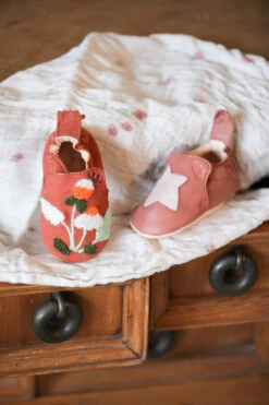 EASY PEASY CHAUSSON SOUPLE "BLUMOO" ETOILE ROSE -Bébé Produits Vente easy peasy chausson souple blumoo etoile rose 5