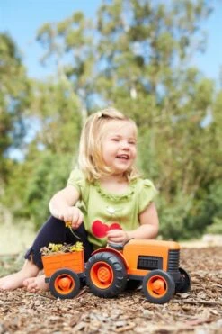GREEN TOYS TRACTEUR ET REMORQUE ORANGE -Bébé Produits Vente green toys tracteur et remorque orange 2