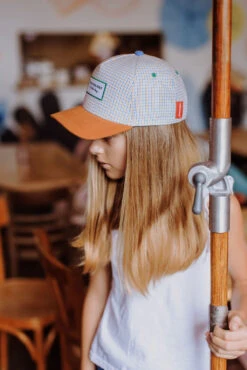 HELLO HOSSY CASQUETTE VISIÈRE COURBÉE ENFANT "VICHY" -Bébé Produits Vente hello hossy casquette visiere courbee enfant vichy 2