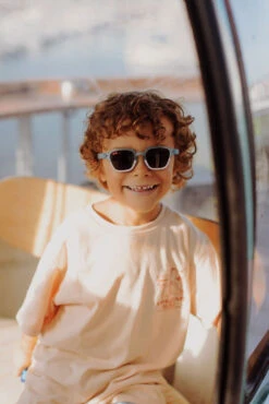 HELLO HOSSY LUNETTES DE SOLEIL "MINI KELLY" BLEU/CRÈME -Bébé Produits Vente hello hossy lunettes de soleil mini kelly bleu cre 7