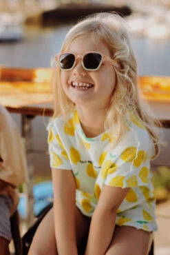 HELLO HOSSY LUNETTES DE SOLEIL "MINI MIA" ROSE/LIMONADE -Bébé Produits Vente hello hossy lunettes de soleil mini mia rose limon 2