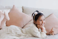 LUCIOLE ET PETIT POIS SERRE-TÊTE GLITTER "POMPON" DORÉ -Bébé Produits Vente luciole et petit pois serre tete glitter pompon do 2