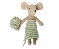 MAILEG GRANDE SOEUR SOURIS 13CM - SPA ET SA TASSE JAUNE -Bébé Produits Vente maileg grande soeur souris 13cm spa et sa tasse ja 2