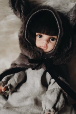 MINIKANE POUPÉE PEAU D'ÂNE CAROL - CONTES & LÉGENDES AMIGAS -Bébé Produits Vente minikane poupee peau dane carol contes legendes am 7