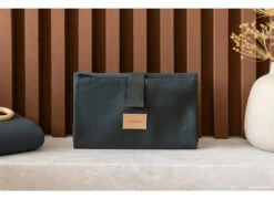 NOBODINOZ MATELAS À LANGER NOMADE 50X70CM "BABY ON THE GO" CARBON BLUE 7 NOBODINOZ MATELAS À LANGER NOMADE 50X70CM "BABY ON THE GO" CARBON BLUE -Bébé Produits Vente nobodinoz matelas a langer nomade 50x70cm baby on 2