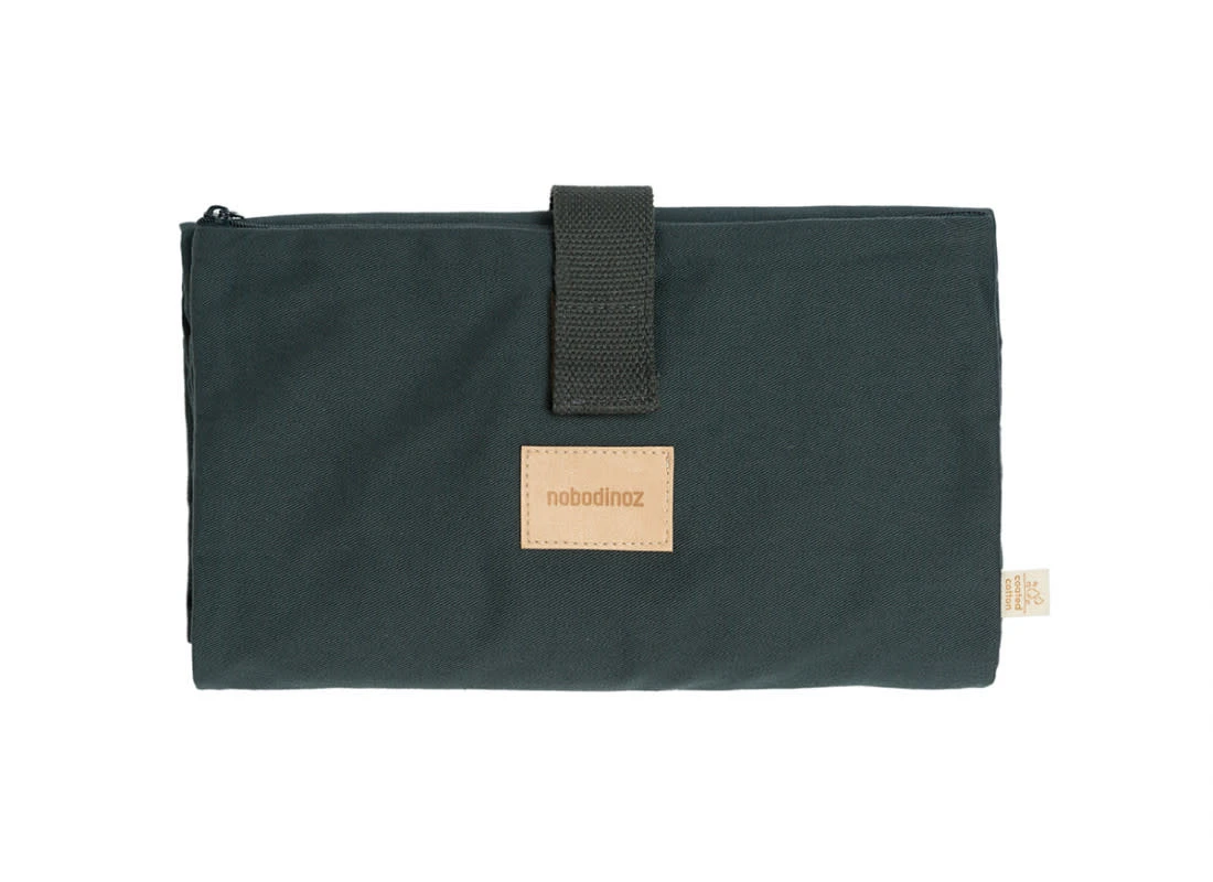 NOBODINOZ MATELAS À LANGER NOMADE 50X70CM "BABY ON THE GO" CARBON BLUE 1 NOBODINOZ MATELAS À LANGER NOMADE 50X70CM "BABY ON THE GO" CARBON BLUE