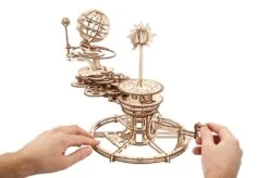 UGEARS MAQUETTE MÉCANIQUE - TELLURION -Bébé Produits Vente ugears maquette mecanique tellurion 6