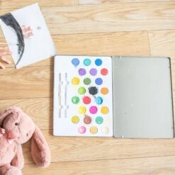 VILAC BOITE DE PEINTURE "ARC EN CIEL" - INGELA P.ARRHENIUS -Bébé Produits Vente vilac boite de peinture arc en ciel ingela parrhen 2